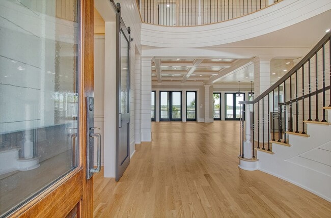Building Photo - 4 Bedroom 4.5 Bath Home in Dunes West - Mt...