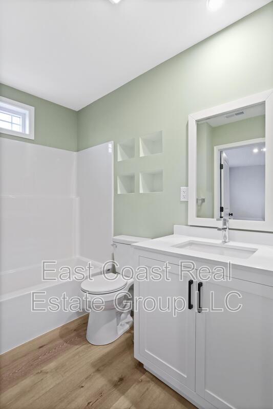 Building Photo - 530 N 3rd St