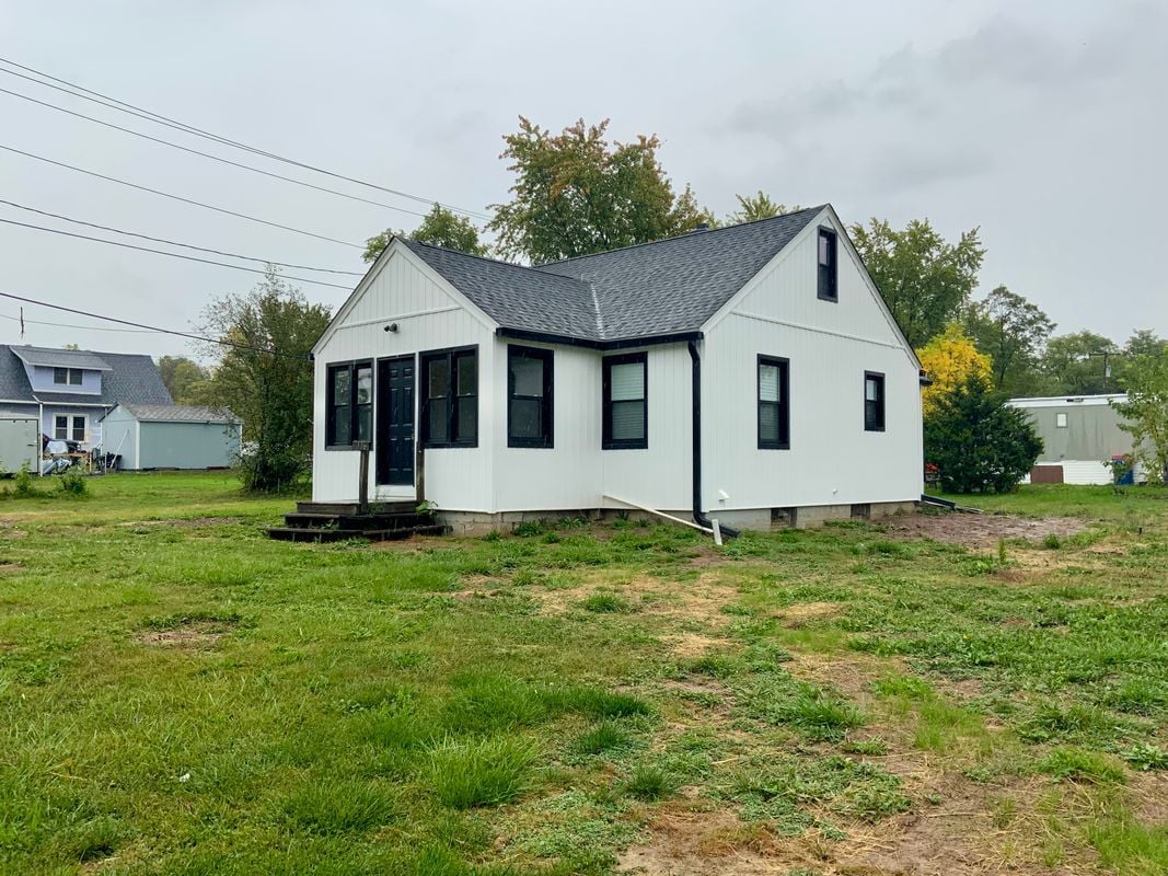 Building Photo - 1156 US-9