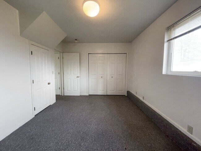 Building Photo - Yorktown School District