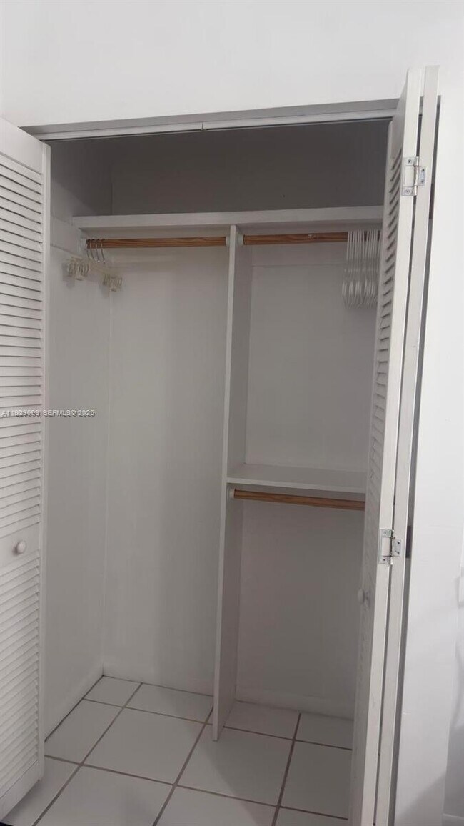 Building Photo - 12945 SW 116th St