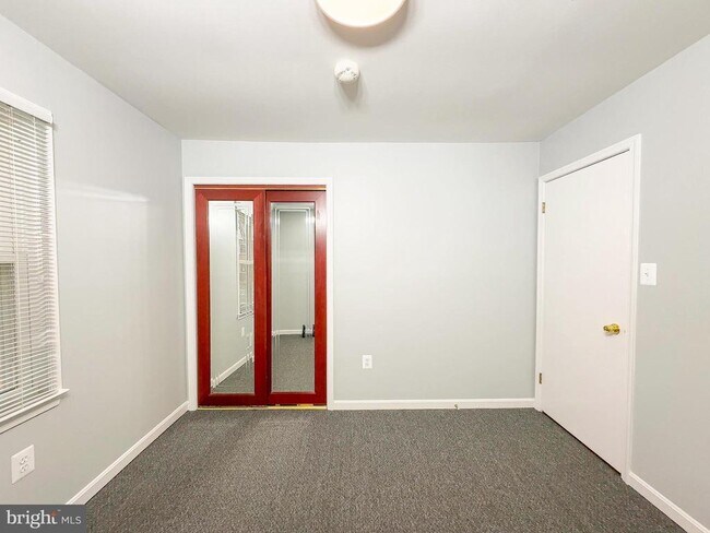 Building Photo - 9206 Lorelei Ct