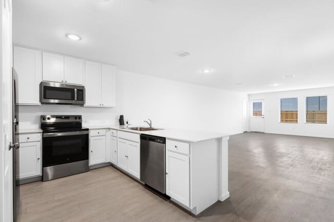 Building Photo - 4bed/2bath Home at Higdon Crossing Subdivision