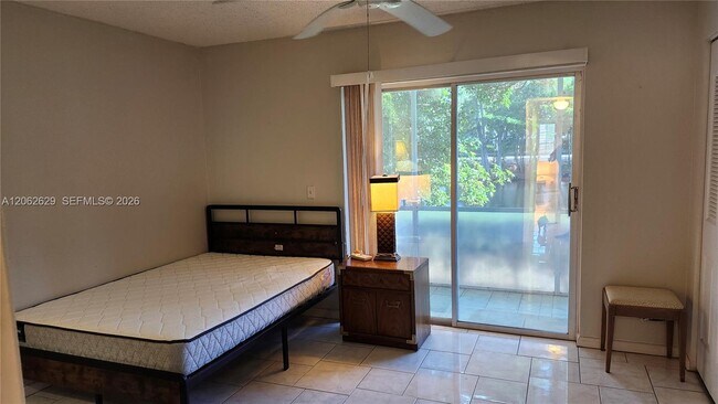 Building Photo - 376 Durham Cir