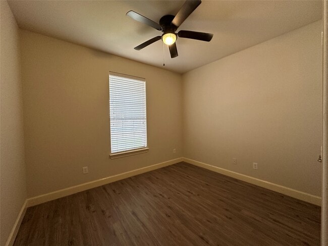 Building Photo - 811 Admiral Bay Ln