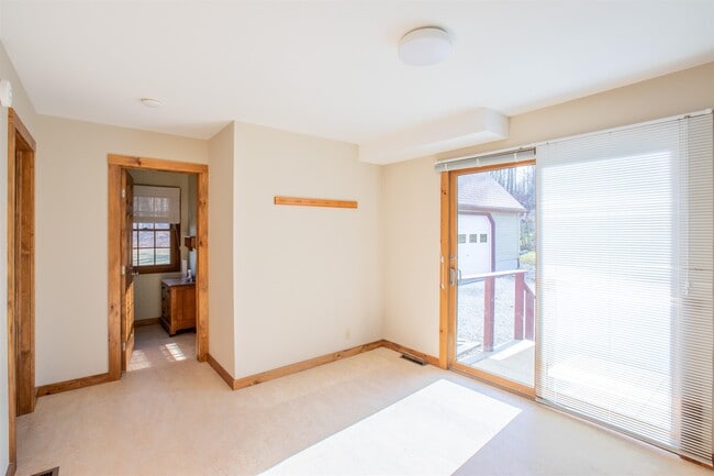 Building Photo - 396 Prindle Rd