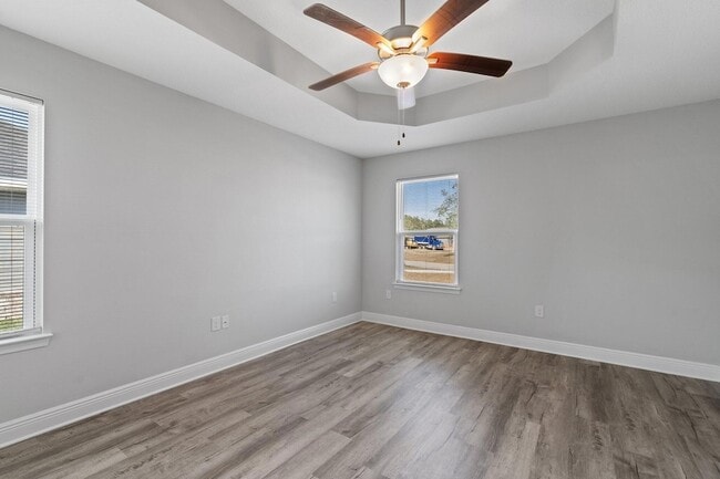 Building Photo - 571 Riverwalk Cir