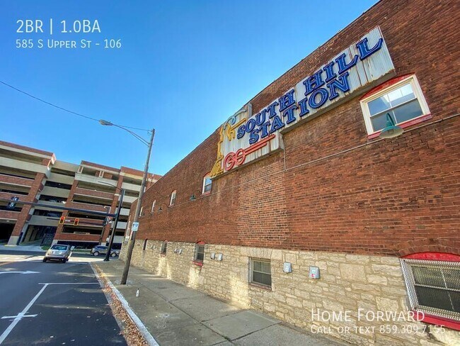 Building Photo - 585 S Upper St