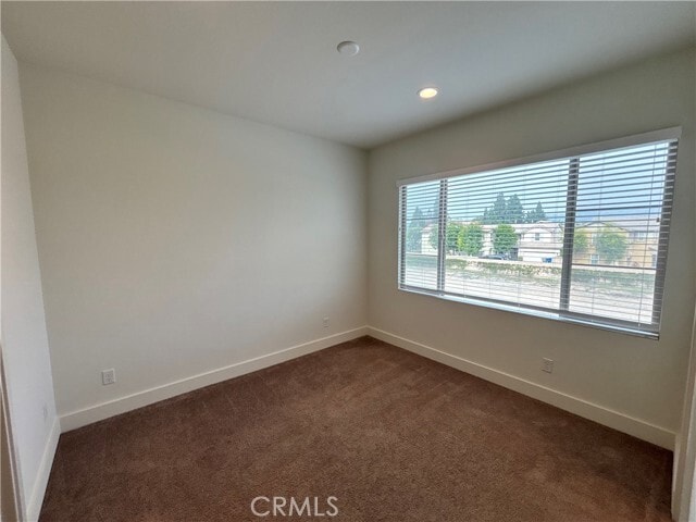 Building Photo - 107 E Knox Dr