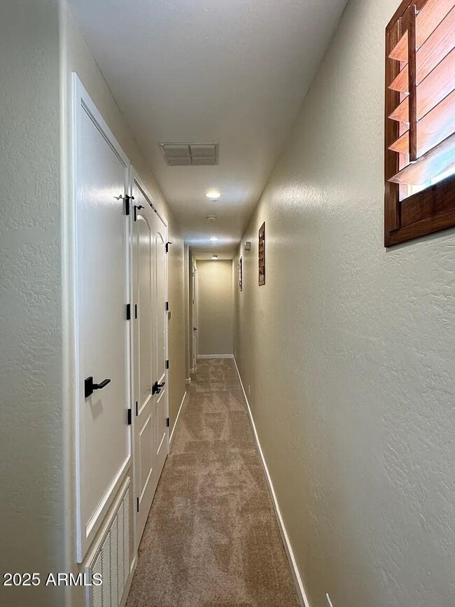 Building Photo - 2909 N 48th St