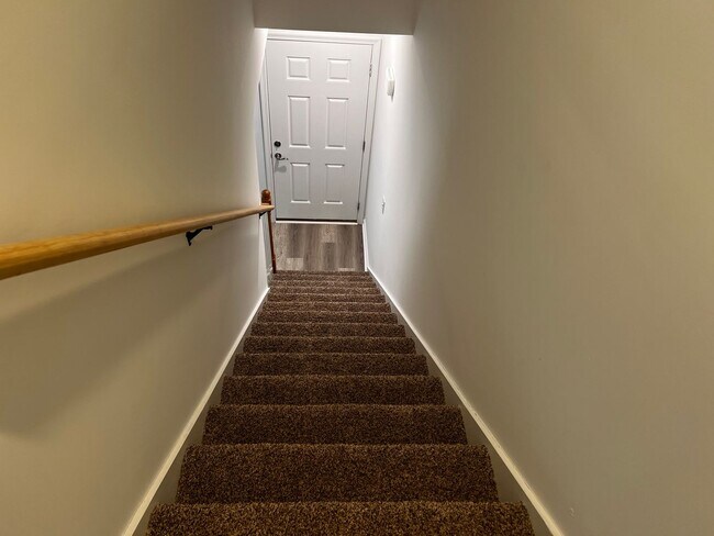 Building Photo - 723 Burks Hill Rd