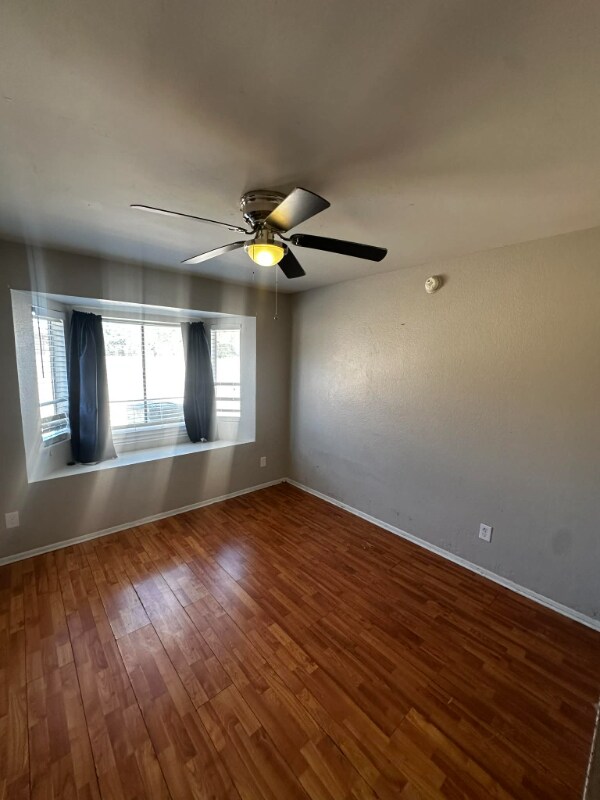 Building Photo - 6186 S Truman Dr