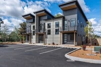 Building Photo - Gorgeous BRAND NEW Modern 2-bd/2-bath Condo in Redmond, OR!