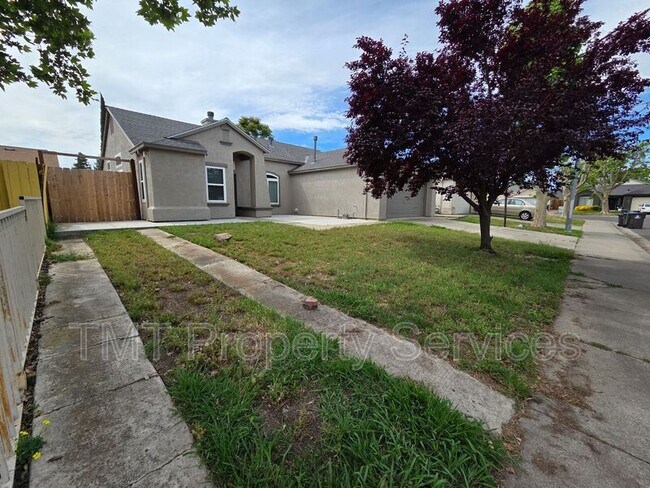 Building Photo - 2234 Wall St