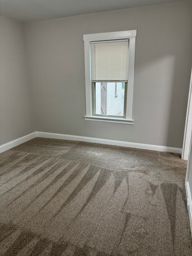 bedroom 2 - 1314 Chase Ave