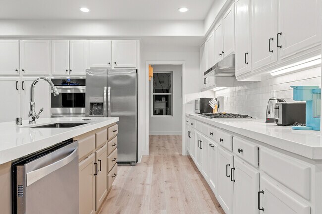 Building Photo - Gated Newport Coast 4BR w/ Pool Access