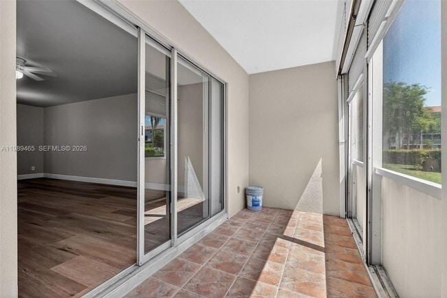 Building Photo - 12500 SW 5th Ct