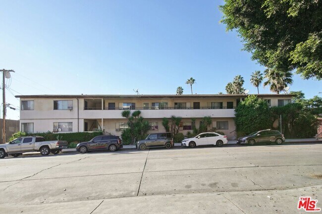 Building Photo - 1317 Wilcox Ave