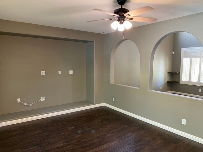 Building Photo - Pool!!! Spa!!! Summerlin!!! Gated!!! Park!! Mature lush landscape in back yard!! Synthetic Grass!...