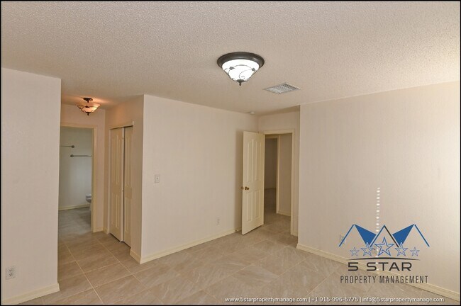 Building Photo - 648 Wind River Ave