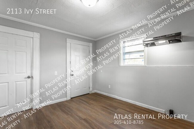 Building Photo - 2113 Ivy St