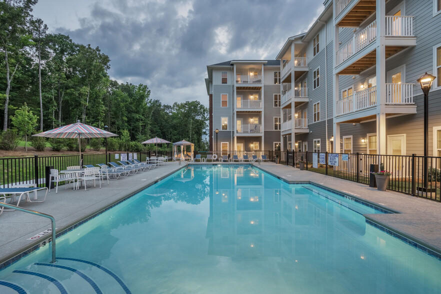 Pool at twilight - Arden at Huntersville