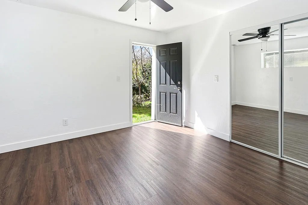 Building Photo - 23855 Zuger Dr