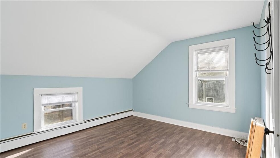 Building Photo - 21 Highland Ave