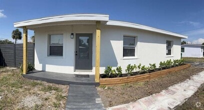 Building Photo - 203 Martin Dr NE