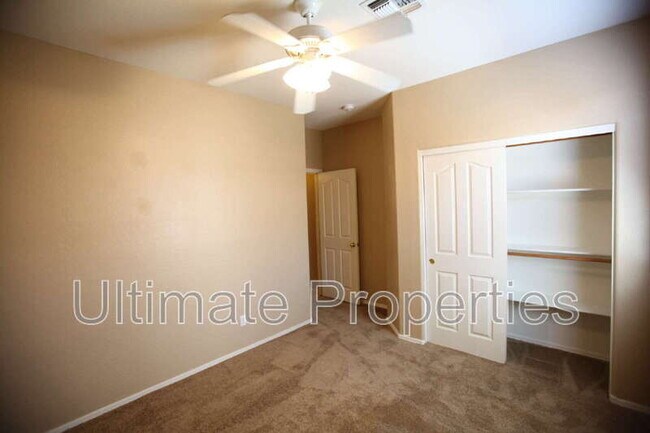 Building Photo - 12852 W Redondo Dr
