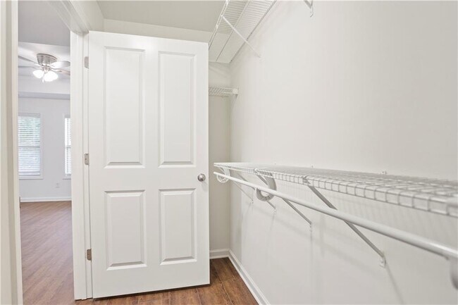 Building Photo - 2253 Lavista Ct NE