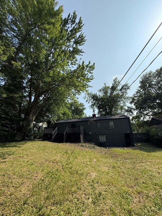 Building Photo - 4 bedroom 1 bathroom spacious property. Beautiful home section 8 ready. If you would like to view...