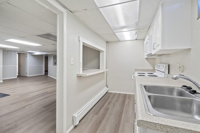 Building Photo - 2980 S 1500 E