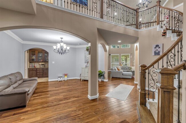 Building Photo - 10314 Radcliff Lake Dr
