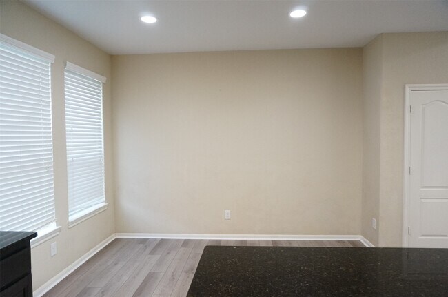 Building Photo - 6015 Mystic Berry Dr