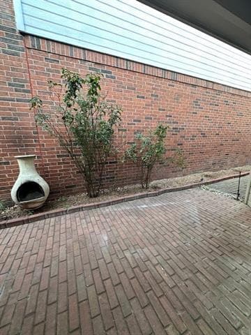 Building Photo - 6060 Thursby Ave