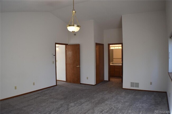 Building Photo - 14540 Rosholt Loop