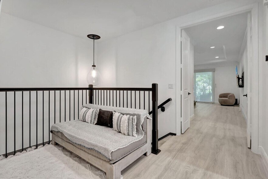 Building Photo - 15760 Italian Cypress Way
