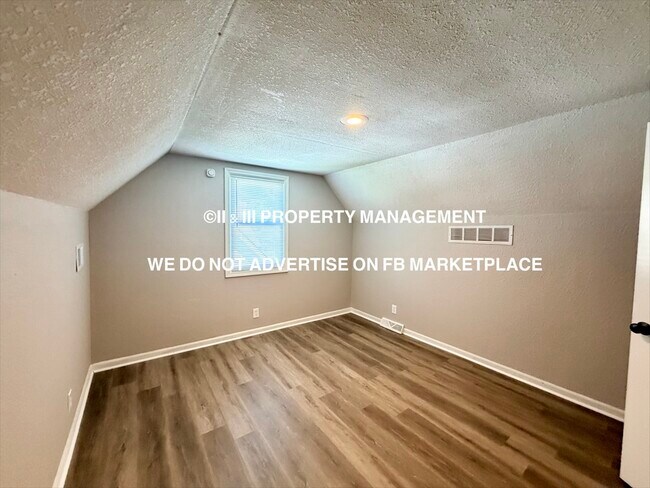 Building Photo - 6123 Newton St
