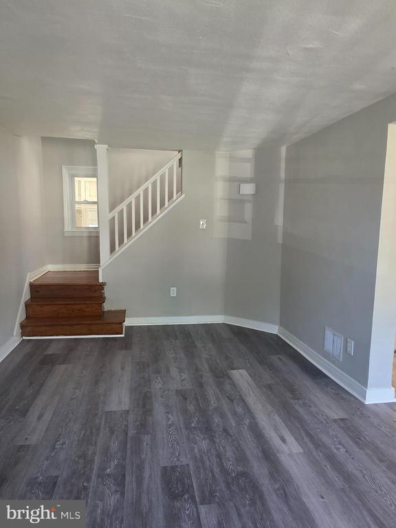 Building Photo - 119 Bungalow Ave