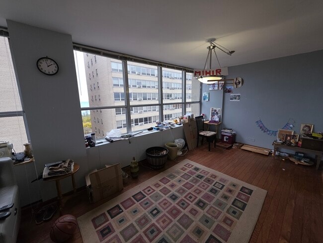 Building Photo - 655 W Irving Park Rd