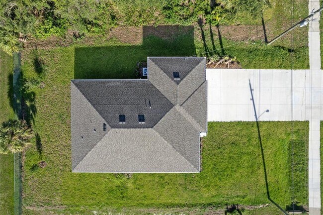 Building Photo - 7035 W Price Blvd