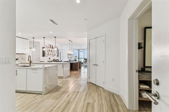 Building Photo - 3101 Bayshore Blvd