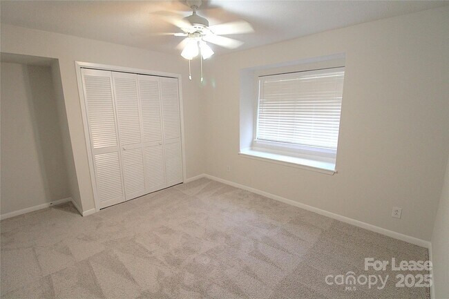 Building Photo - 3200 Heathstead Place