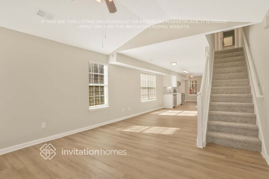 Building Photo - 1241 Waterton Trail