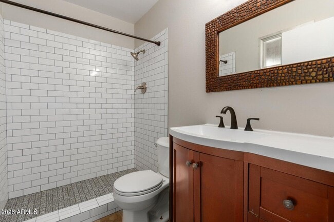 Building Photo - 1874 E Geneva Dr