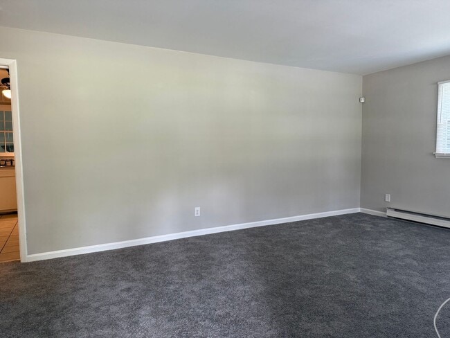 Building Photo - Amazing Ranch Home In Raleigh, Available Now!