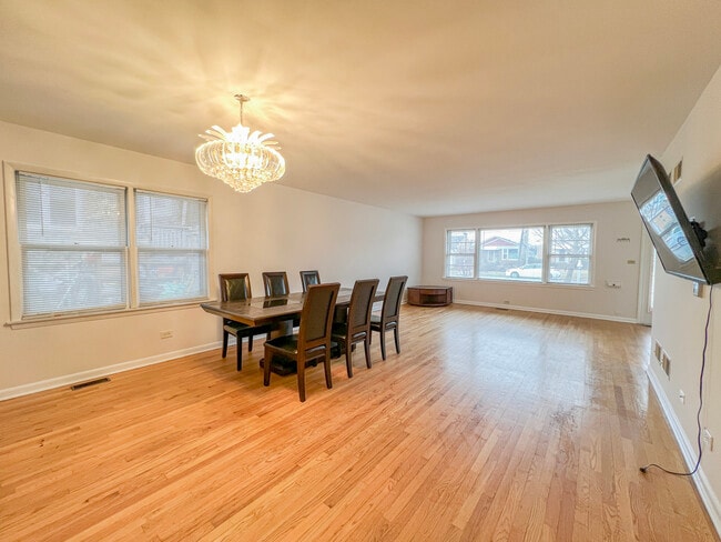 Building Photo - 4716 Thatcher Ave