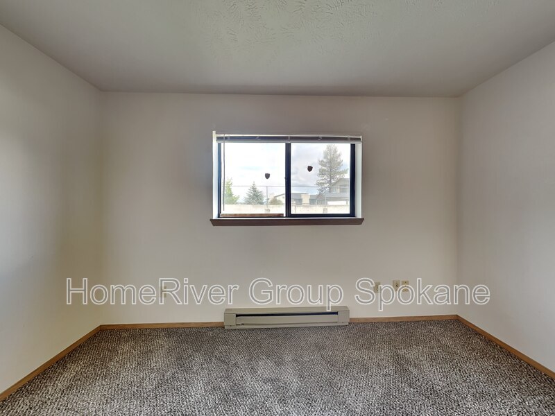 Building Photo - 29 E Mayfair Ct