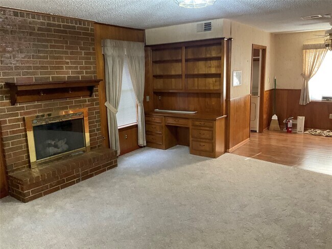 Building Photo - 3113 Wilson Rd